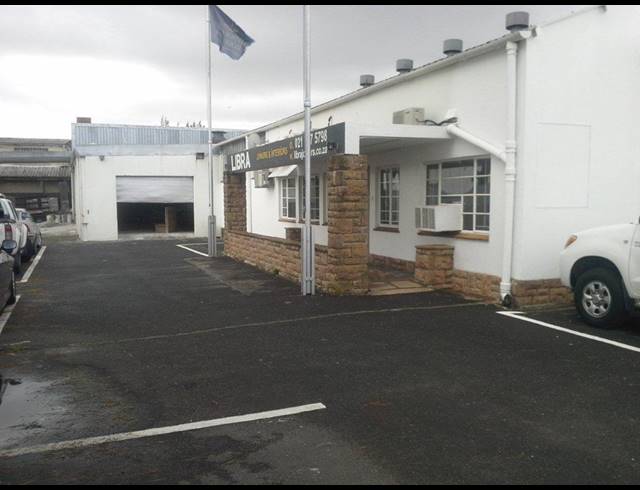 2,000M² FACTORY TO LET IN LANSDOWNE